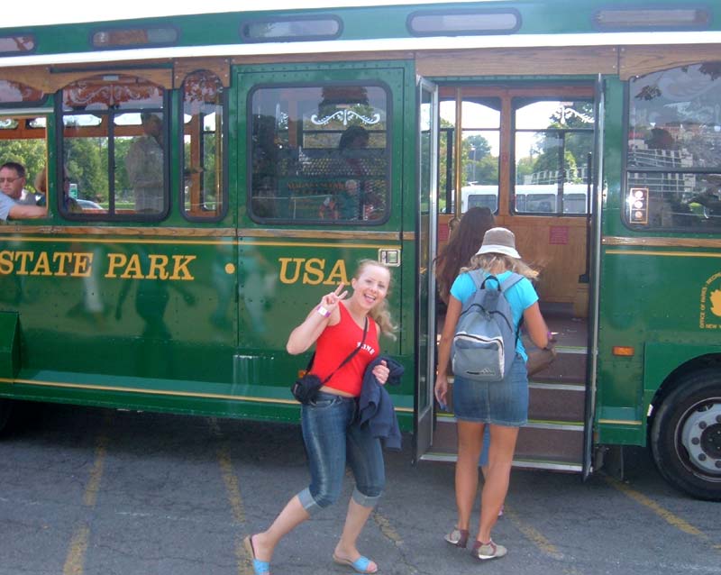 Exchange students and Niagara park bus
