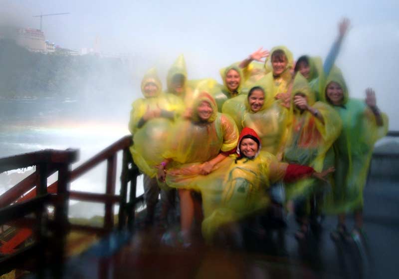 Exchange students on the Huricane Deck, Niagara Falls